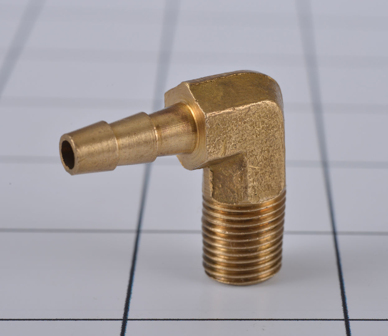 ADAPTER, 90 DEG - 3/16" HOSE T