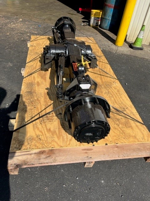 644B42 SE 1262-, 844C42, 6K42 227-, 8K42 DANA USED FRONT AXLE